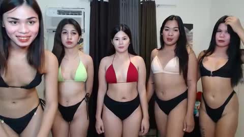 rhea kris birnadith desiree medusa online show from October 23, 2025, 12:15 pm