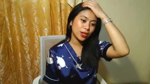 Snapshot of pinay_shinexxx chatting on March 14, 2026, 2:06 am pinay_shinexxx online show from March 14, 2026, 2:06 am