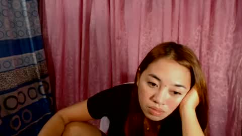 Snapshot of pinay_singlemomxs chatting on July 6, 2026, 4:31 pm pinay_singlemomxs online show from July 6, 2026, 4:31 pm