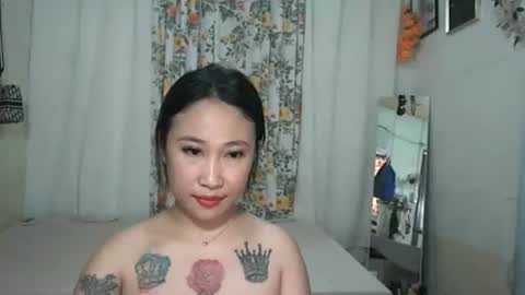 yumie  online show from May 21, 2026, 3:13 am