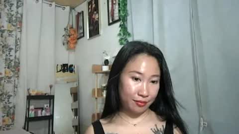 Snapshot of pinayhotty_yumie chatting on June 19, 2026, 11:14 am yumie online show from June 19, 2026, 11:14 am