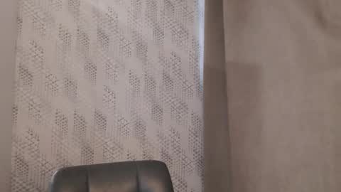       online show from January 29, 2025, 9:01 am