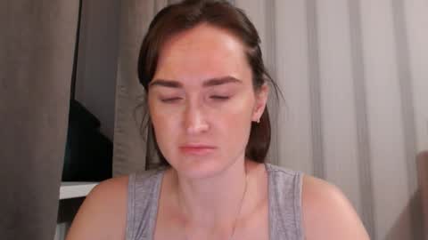       online show from September 11, 2025, 6:52 pm