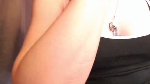       online show from October 23, 2025, 7:07 am