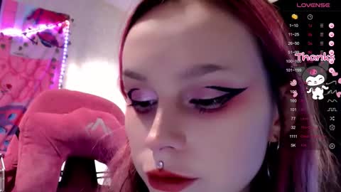 Nancy online show from November 25, 2025, 12:27 pm