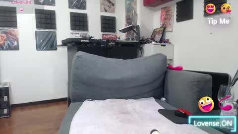 pingones 79 online show from November 15, 2025, 10:04 pm