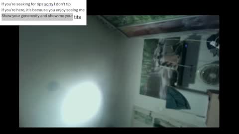 pini_z online show from January 6, 2025, 4:55 pm