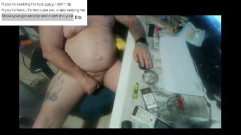 pini_z online show from January 29, 2025, 8:46 pm