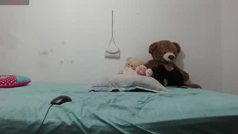 pink_love_25 online show from February 15, 2026, 4:31 am