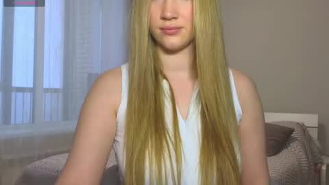 Snapshot of pink_rosee_ chatting on February 11, 2025, 3:08 am   online show from February 11, 2025, 3:08 am