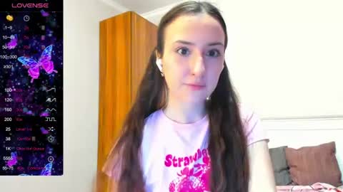 Snapshot of pink_soda33 chatting on July 17, 2026, 7:04 am pink_soda33 online show from July 17, 2026, 7:04 am