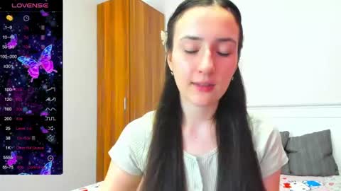Snapshot of pink_soda33 chatting on July 18, 2026, 12:04 am pink_soda33 online show from July 18, 2026, 12:04 am