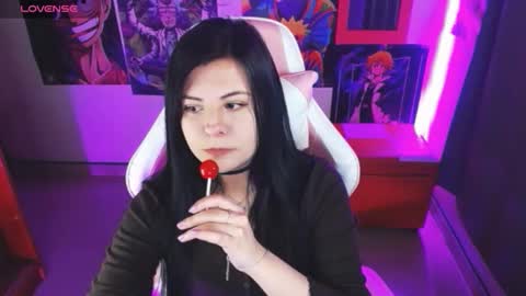 pink_yuii online show from October 19, 2025, 1:17 am