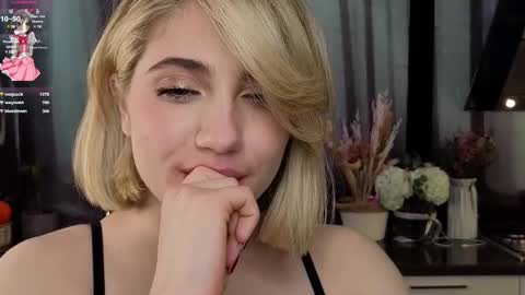 Adele online show from March 12, 2025, 3:07 pm