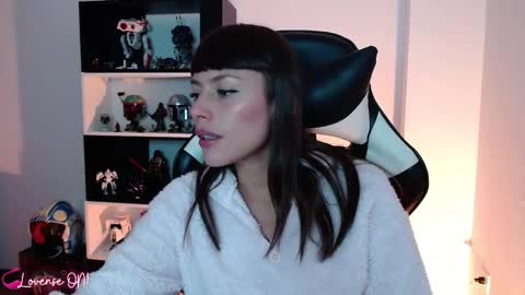 Emily online show from March 5, 2025, 10:21 pm