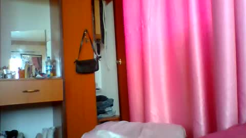 Snapshot of pinkdomina01 chatting on June 9, 2026, 9:32 am pinkdomina01 online show from June 9, 2026, 9:32 am