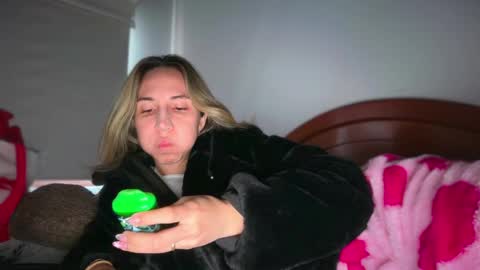 Snapshot of pinkilola chatting on May 14, 2026, 12:56 pm Pinkilola online show from May 14, 2026, 12:56 pm