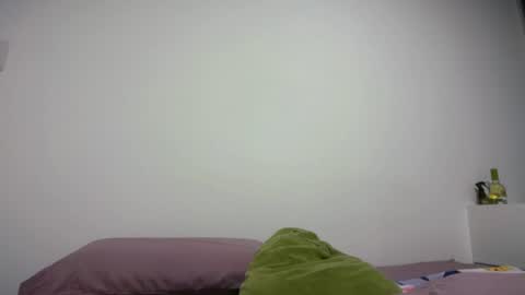 Pinkilola online show from July 18, 2026, 5:44 am