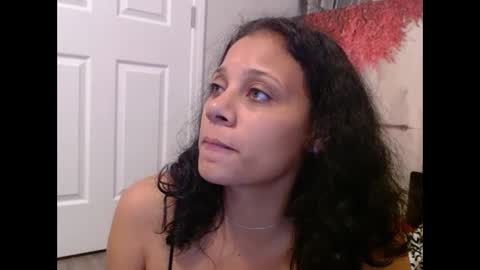 pinksugar online show from January 3, 2025, 2:43 am