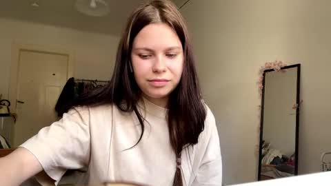 Emma online show from May 16, 2026, 10:36 am