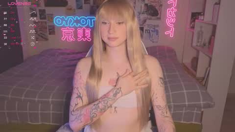 Snapshot of pinkvenom_ chatting on September 20, 2025, 5:36 pm pinkvenom_ online show from September 20, 2025, 5:36 pm