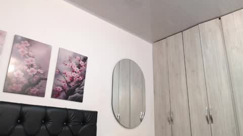 pinky_f00x online show from May 23, 2026, 7:29 pm
