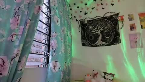pinky_promiseex online show from June 23, 2026, 11:14 pm