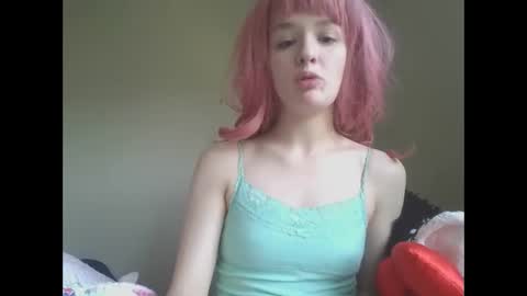 Snapshot of pinkykittykat chatting on April 21, 2026, 3:28 pm pinkykittykat online show from April 21, 2026, 3:28 pm