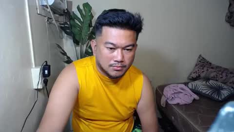 Snapshot of pinoy041087 chatting on October 13, 2025, 12:21 am pinoy041087 online show from October 13, 2025, 12:21 am