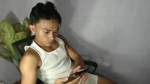 Snapshot of pinoy_palautogxxx chatting on March 1, 2026, 2:52 pm pinoy_palautogxxx online show from March 1, 2026, 2:52 pm