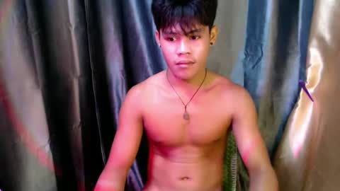 Snapshot of pinoy_shyboy69 chatting on April 25, 2026, 7:44 am pinoy_shyboy69 online show from April 25, 2026, 7:44 am