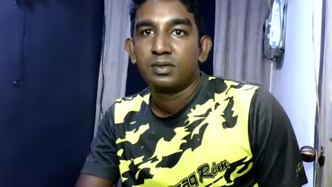 rayvienn online show from April 26, 2026, 12:47 pm