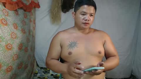 pinoyhotchubby85 online show from September 17, 2025, 12:51 pm