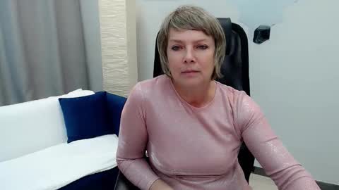 Bella online show from September 24, 2025, 9:34 am