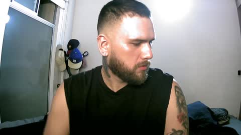 Snapshot of pipe1203 chatting on January 14, 2025, 2:50 am pipe1203 online show from January 14, 2025, 2:50 am