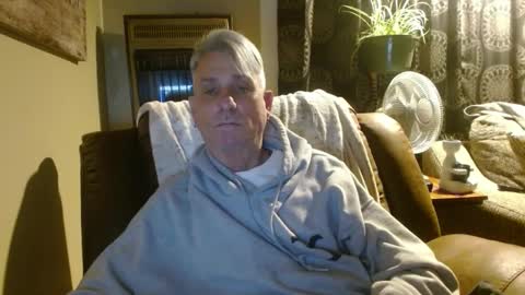 pirate334 online show from January 17, 2025, 2:18 am