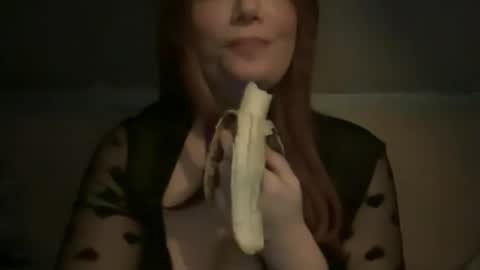 pirdybirdyxo online show from September 26, 2025, 11:09 pm