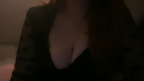 pirdybirdyxo online show from September 28, 2025, 5:35 am