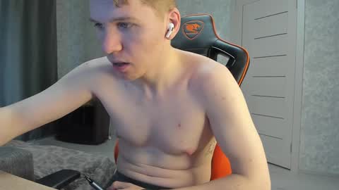 Pierre online show from February 25, 2025, 1:39 pm