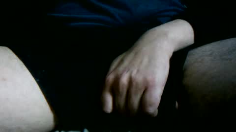 pisellonelargo online show from March 18, 2026, 10:40 am