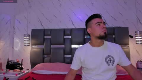 PittAndLunaa69 online show from May 21, 2026, 12:01 pm