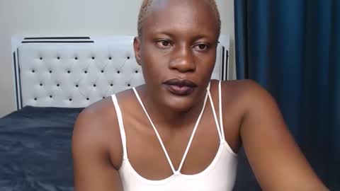 pixel online show from November 8, 2025, 5:45 pm