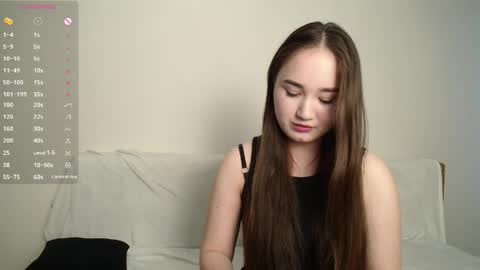 Snapshot of pixie____ chatting on May 12, 2026, 2:25 pm Lily online show from May 12, 2026, 2:25 pm
