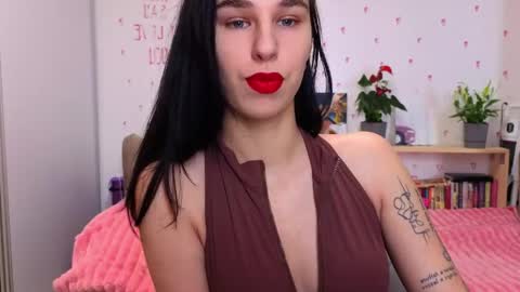 Snapshot of pixie_molly chatting on May 18, 2026, 4:51 am Molly online show from May 18, 2026, 4:51 am