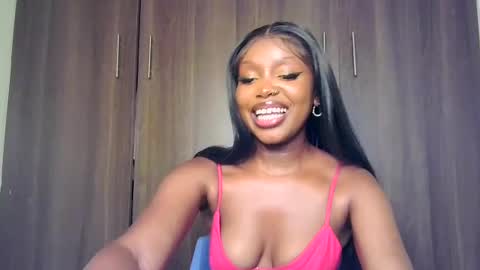 Snapshot of pixie_roman chatting on June 27, 2026, 12:22 pm Majesty online show from June 27, 2026, 12:22 pm