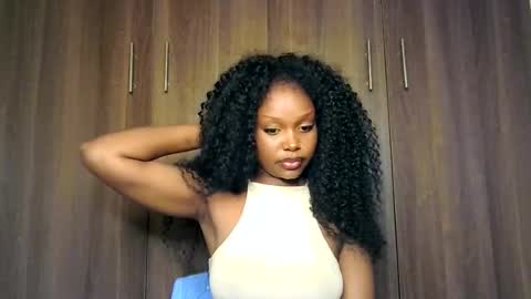 Snapshot of pixie_roman chatting on July 5, 2026, 10:33 am Majesty online show from July 5, 2026, 10:33 am