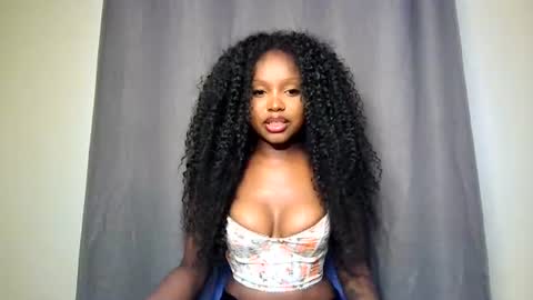Snapshot of pixie_roman chatting on July 9, 2026, 11:03 am Majesty online show from July 9, 2026, 11:03 am