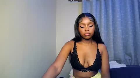 Snapshot of pixie_roman chatting on July 28, 2026, 5:23 pm Majesty online show from July 28, 2026, 5:23 pm