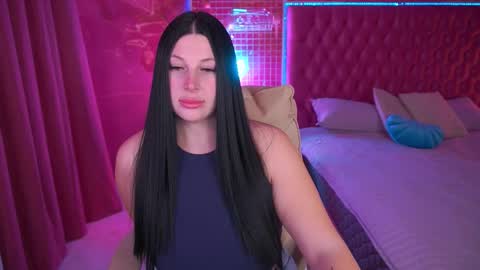 pixiehott online show from February 26, 2026, 9:14 pm