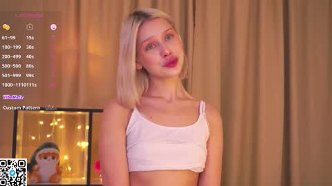 Snapshot of platinum_babe chatting on October 11, 2025, 4:27 pm Ennie online show from October 11, 2025, 4:27 pm
